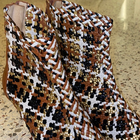 Souliers Martinez Woven Ankle Boots - Picture 6 of 7